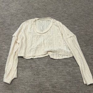 Beige woman’s cropped sweater, size S